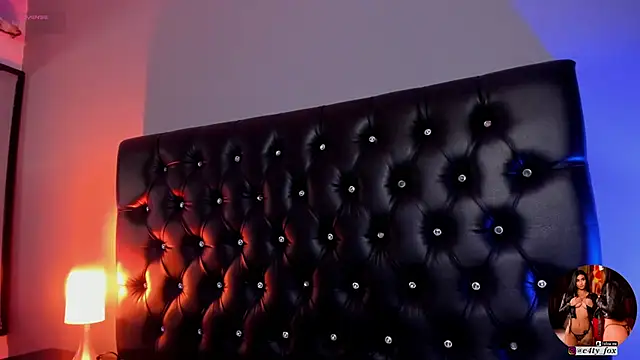 Snapshot of Catty_Foxx chatting on February 26, 2:03 pm Catty Foxx online show from February 26, 2:03 pm