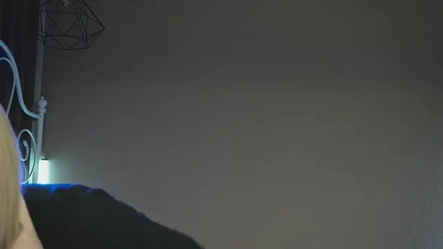 milasmiu online show from February 15, 6:12 pm