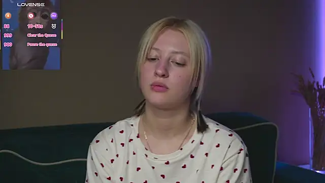 milasmiu online show from March 9, 11:35 pm