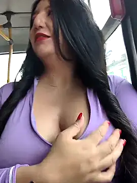 Melyy Edii online show from March 29, 9:15 pm