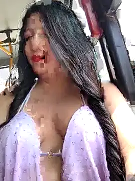 Snapshot of Melyy_Edii chatting on June 14, 5:37 pm Melyy Edii online show from June 14, 5:37 pm