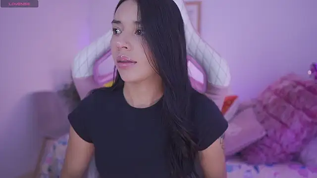 Snapshot of Hade_collinss chatting on January 16, 5:23 pm Hade collinss online show from January 16, 5:23 pm