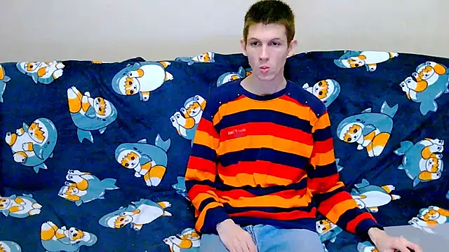 Snapshot of Lester_Broo chatting on December 20, 9:55 pm Lester Broo online show from December 20, 9:55 pm