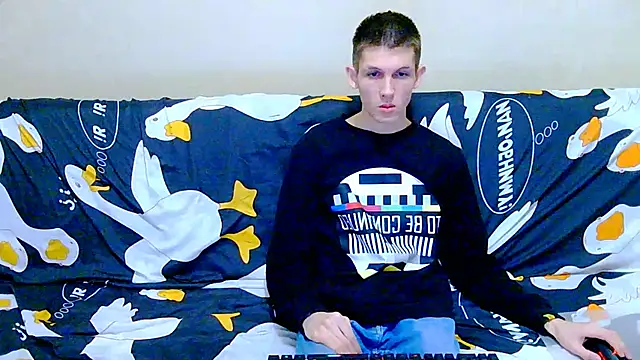 Snapshot of Lester_Broo chatting on January 13, 10:26 pm Lester Broo online show from January 13, 10:26 pm