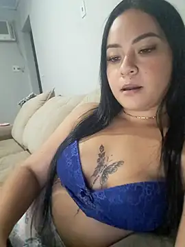 Snapshot of Novinhabonequinha3 chatting on February 4, 10:34 pm Novinhabonequinha3 online show from February 4, 10:34 pm