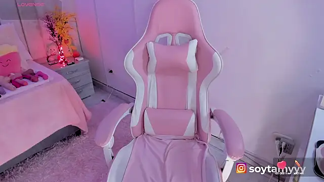 tamy xoo online show from January 28, 7:32 pm