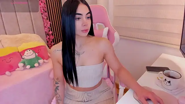 tamy xoo online show from December 5, 4:36 pm