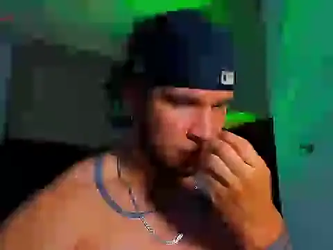 austinoficial online show from May 7, 10:59 pm