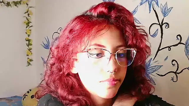 zoe ch  online show from March 25, 5:24 am