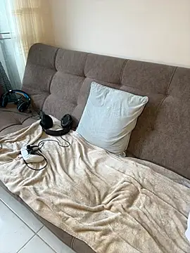 arturguy00 online show from February 6, 9:29 pm