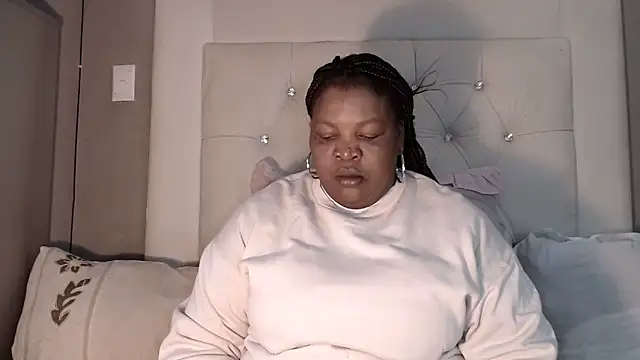 omalicha98 online show from March 13, 6:53 am