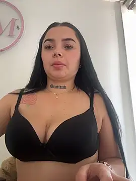 Natashawool1 online show from December 1, 3:39 pm