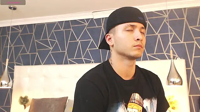 BrandonColee online show from March 22, 6:47 pm