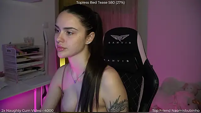 Snapshot of NaomiiMoon chatting on March 14, 5:29 pm NaomiiMoon online show from March 14, 5:29 pm