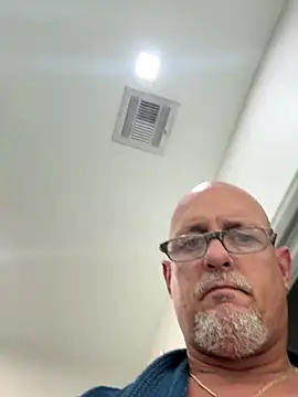 carlospingalinda online show from September 15, 9:37 pm