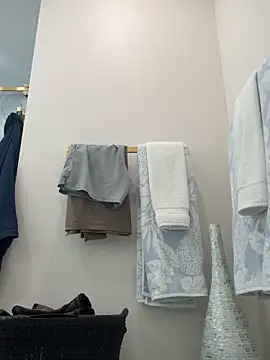 carlospingalinda online show from November 16, 3:12 am