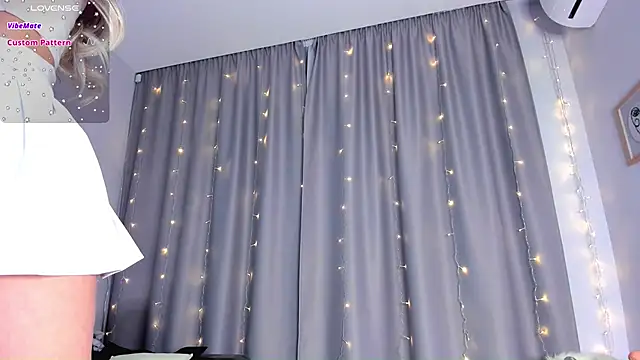 dontouchmyass online show from February 26, 5:07 pm