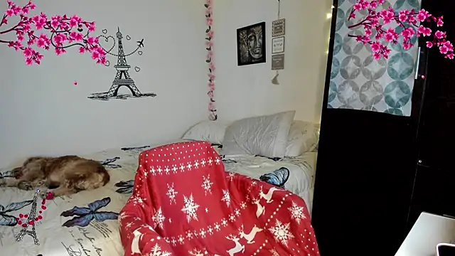 Snapshot of nataparis chatting on July 17, 12:17 am nataparis online show from July 17, 12:17 am