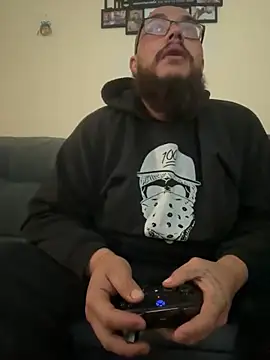 Snapshot of virginass1 chatting on November 20, 11:43 am virginass1 online show from November 20, 11:43 am