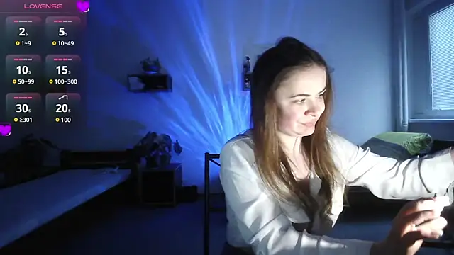 Snapshot of Your___Hope chatting on March 1, 4:11 pm Your Hope online show from March 1, 4:11 pm