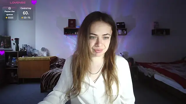 Snapshot of Your___Hope chatting on March 8, 4:28 pm Your Hope online show from March 8, 4:28 pm