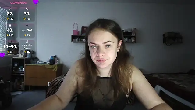 Snapshot of Your___Hope chatting on October 30, 6:48 am Your Hope online show from October 30, 6:48 am