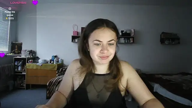 Snapshot of Your___Hope chatting on November 4, 6:34 am Your Hope online show from November 4, 6:34 am