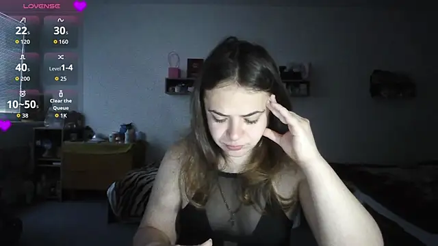 Snapshot of Your___Hope chatting on November 8, 6:46 am Your Hope online show from November 8, 6:46 am