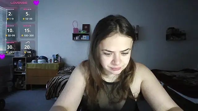 Snapshot of Your___Hope chatting on November 11, 6:57 am Your Hope online show from November 11, 6:57 am