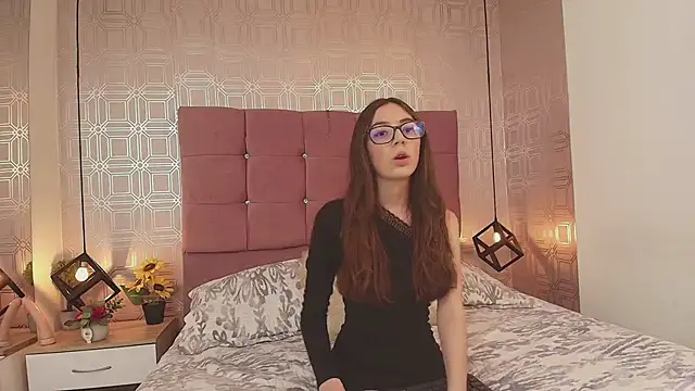 Snapshot of victoriapalmerfg chatting on February 26, 7:38 pm victoriapalmerfg online show from February 26, 7:38 pm