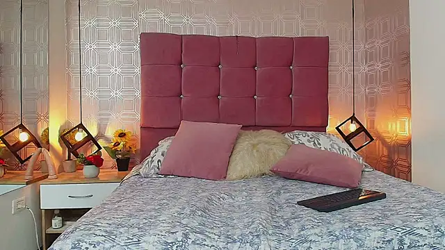 Snapshot of victoriapalmerfg chatting on March 8, 6:47 pm victoriapalmerfg online show from March 8, 6:47 pm