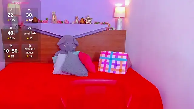 Snapshot of ScarletEmber3 chatting on February 28, 4:21 am ScarletEmber3 online show from February 28, 4:21 am