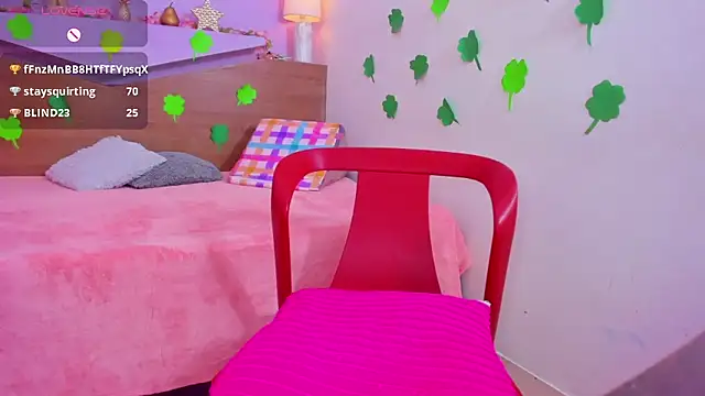 Snapshot of ScarletEmber3 chatting on March 17, 8:40 am ScarletEmber3 online show from March 17, 8:40 am