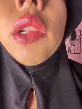 zahra Jalid online show from March 7, 12:57 pm