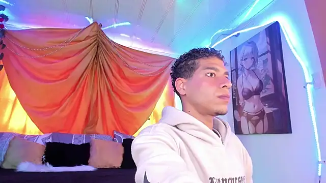 Ethan Boyy online show from October 4, 1:53 pm