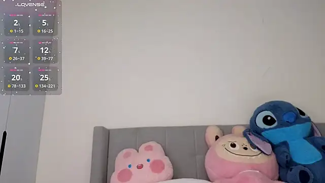 Snapshot of asianqueeny chatting on October 23, 2:11 am asianqueeny online show from October 23, 2:11 am