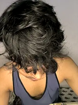 Snapshot of kaif_220 chatting on October 2, 4:36 pm kaif 220 online show from October 2, 4:36 pm