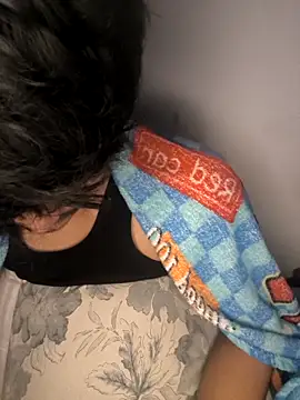 Snapshot of kaif_220 chatting on November 15, 4:25 pm kaif 220 online show from November 15, 4:25 pm