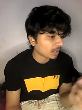 Snapshot of kaif_220 chatting on February 4, 4:46 pm kaif 220 online show from February 4, 4:46 pm