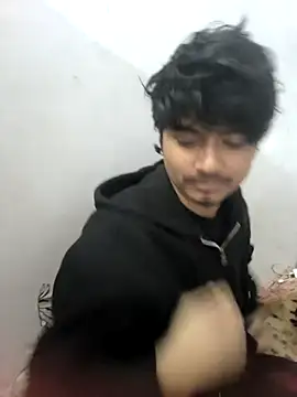 Snapshot of kaif_220 chatting on February 5, 12:21 pm kaif 220 online show from February 5, 12:21 pm