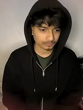 Snapshot of kaif_220 chatting on February 6, 4:54 pm kaif 220 online show from February 6, 4:54 pm