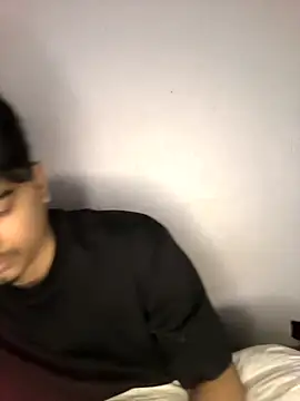 Snapshot of kaif_220 chatting on February 10, 7:07 pm kaif 220 online show from February 10, 7:07 pm