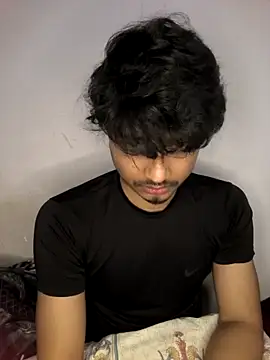 Snapshot of kaif_220 chatting on February 20, 7:14 pm kaif 220 online show from February 20, 7:14 pm