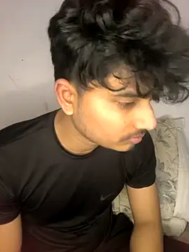 Snapshot of kaif_220 chatting on February 22, 8:07 pm kaif 220 online show from February 22, 8:07 pm