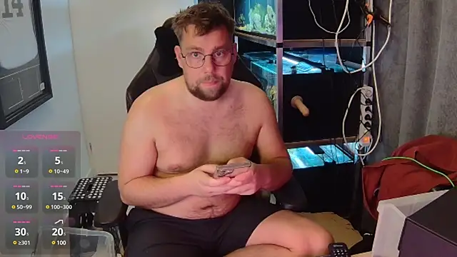 Snapshot of justinitt chatting on January 24, 6:25 pm justinitt online show from January 24, 6:25 pm