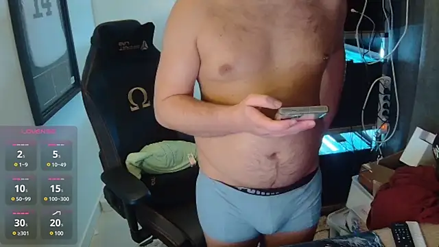 Snapshot of justinitt chatting on January 30, 3:40 pm justinitt online show from January 30, 3:40 pm