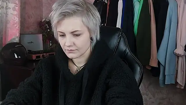 EvaBrownie online show from January 29, 8:18 am