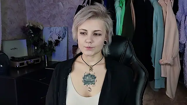 EvaBrownie online show from January 31, 9:27 am