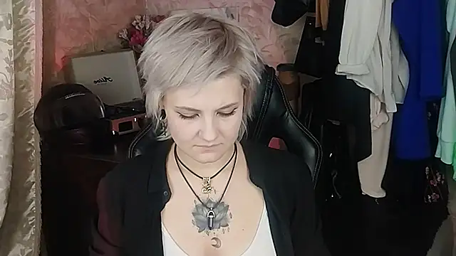 EvaBrownie online show from February 18, 4:26 pm