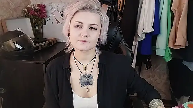 EvaBrownie online show from February 22, 10:18 am